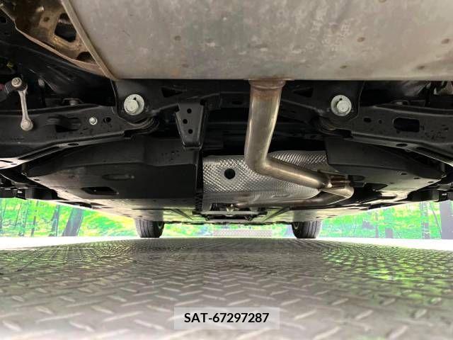 Toyota PRIUS 2021-07 210260-19