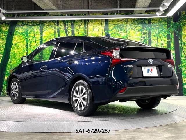 Toyota PRIUS 2021-07 210260-17