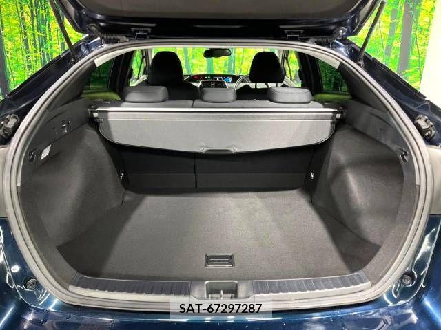 Toyota PRIUS 2021-07 210260-10
