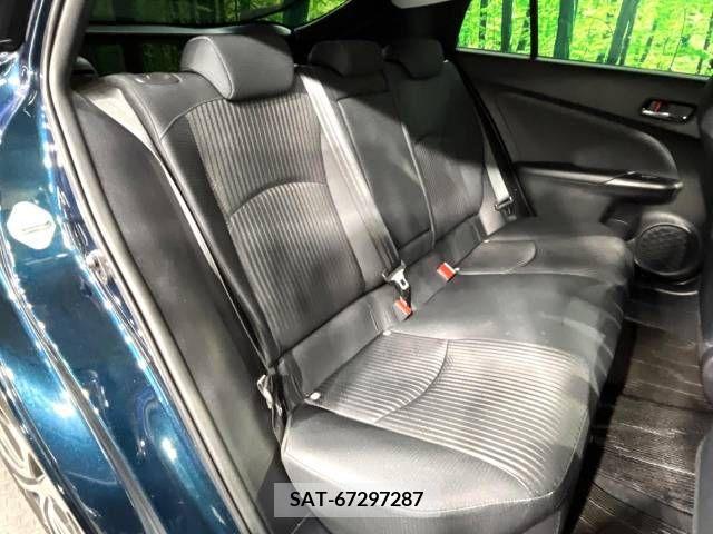Toyota PRIUS 2021-07 210260-9