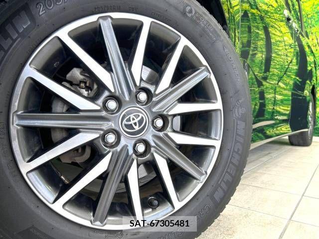 Toyota NOAH 2016-10 212889-14