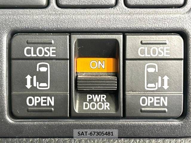 Toyota NOAH 2016-10 212889-6