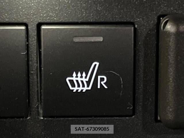 Toyota RAIZE 2022-01 324382-4