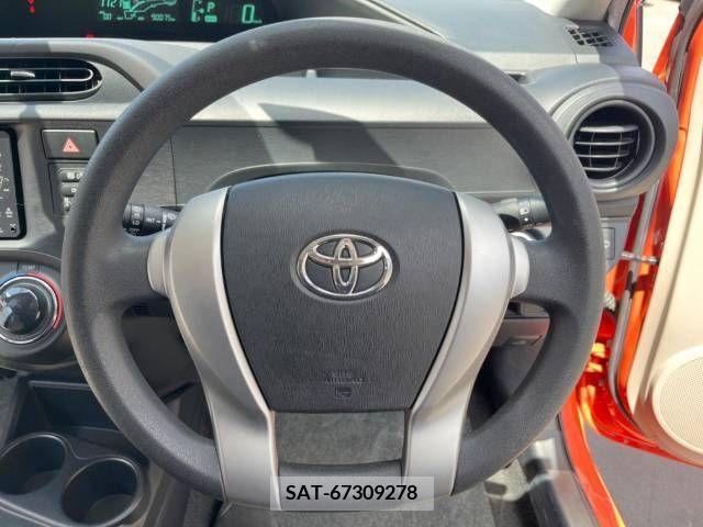 Toyota AQUA 2012-01 262420-11