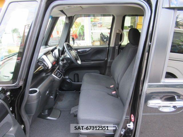 Honda N BOX CUSTOM 2017-03 209704-12