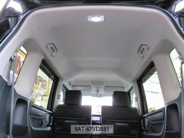 Honda N BOX CUSTOM 2017-03 209704-17
