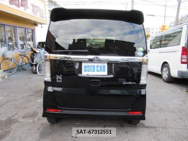 Honda N BOX CUSTOM 2017-03 209704-6