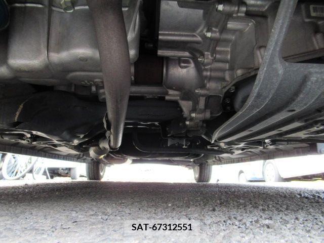 Honda N BOX CUSTOM 2017-03 209704-8