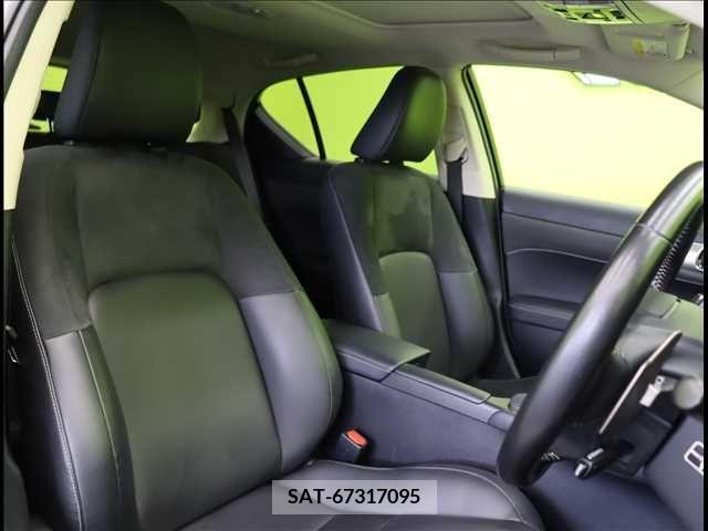 Lexus CT 2018-07 225402-21