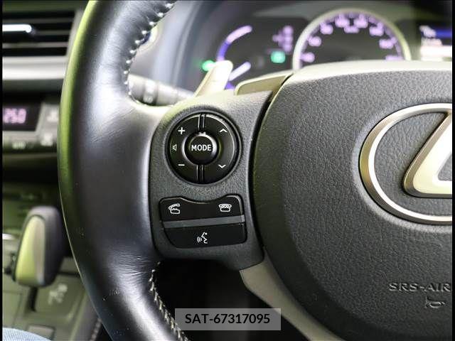 Lexus CT 2018-07 225402-8