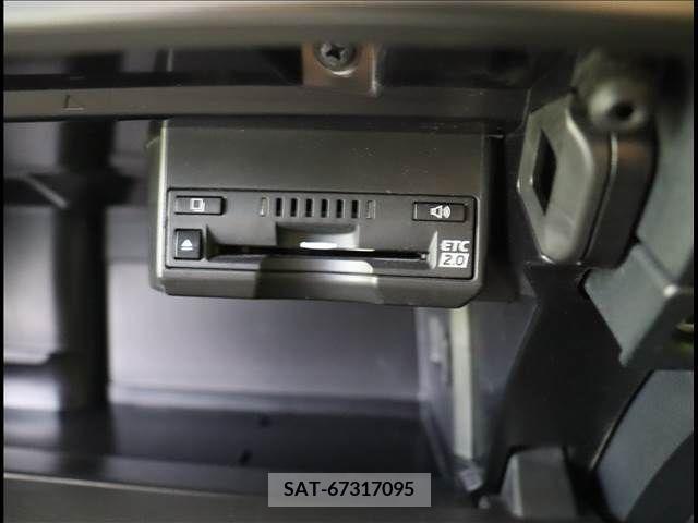 Lexus CT 2018-07 225402-6