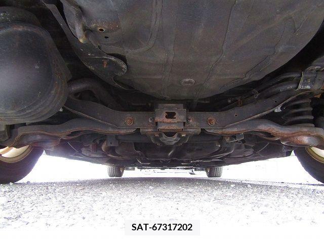 Nissan LAFESTA 2015-03 251709-25