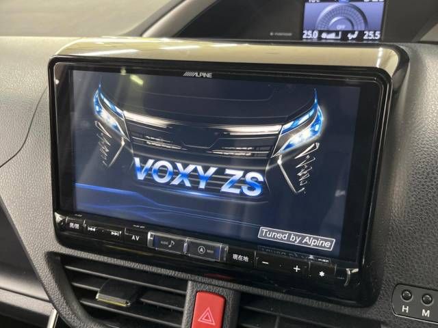 Toyota VOXY 2021-03 182357-3
