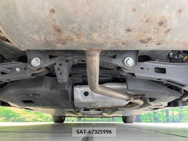 Toyota PRIUS 2017-06 326501-19