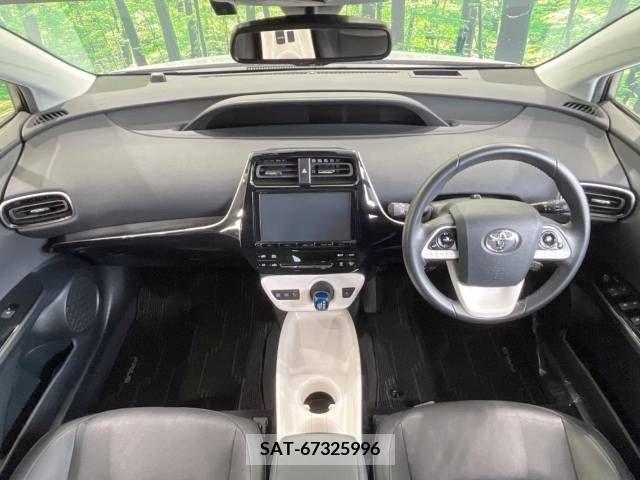 Toyota PRIUS 2017-06 326501-1
