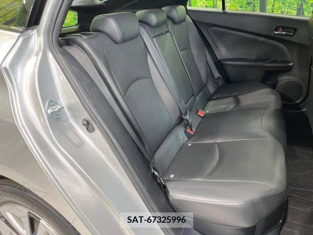 Toyota PRIUS 2017-06 326501-9