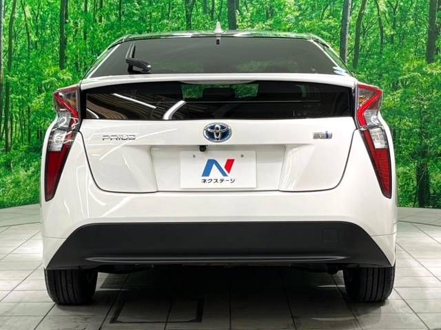 Toyota PRIUS 2018-11 188643-14