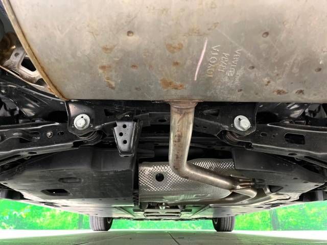 Toyota PRIUS 2018-11 188643-18