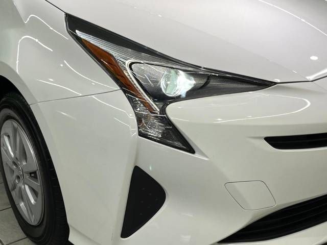Toyota PRIUS 2018-11 188643-10