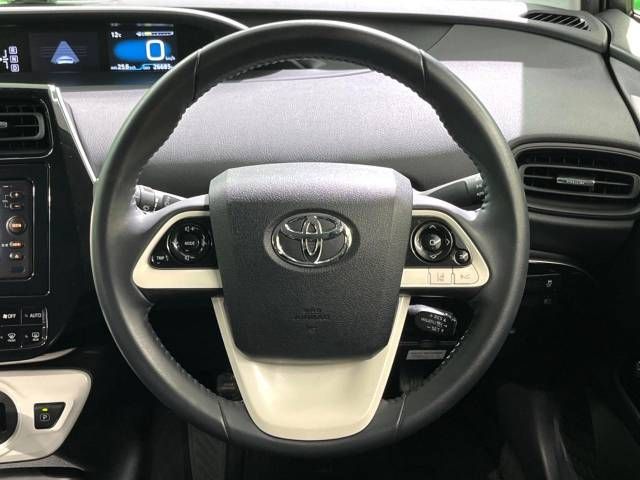Toyota PRIUS 2018-11 188643-12