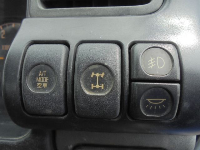 Isuzu ELF TRUCK 1998-11 2044-12