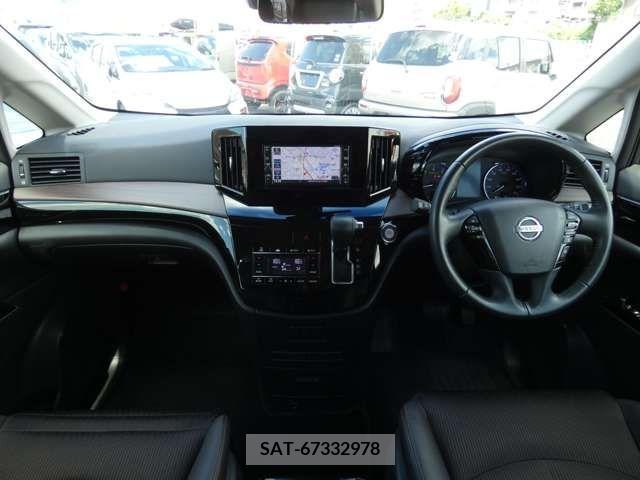 Nissan ELGRAND 2021-01 390640-1