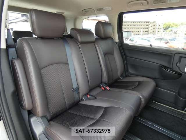 Nissan ELGRAND 2021-01 390640-24
