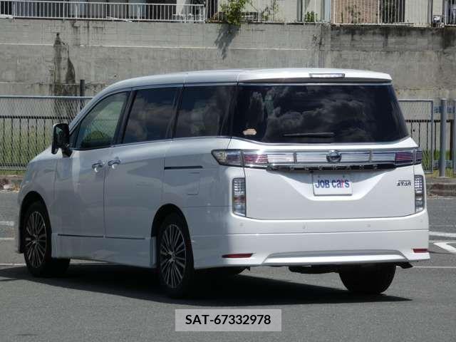 Nissan ELGRAND 2021-01 390640-3