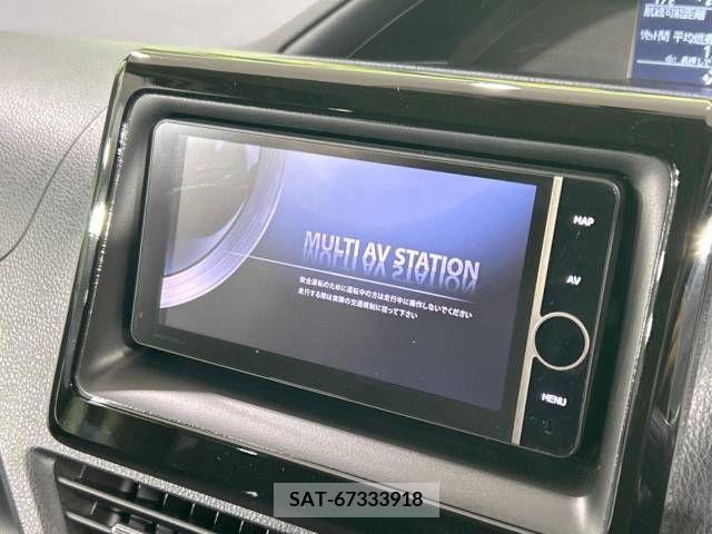 Toyota VOXY 2014-08 289893-2