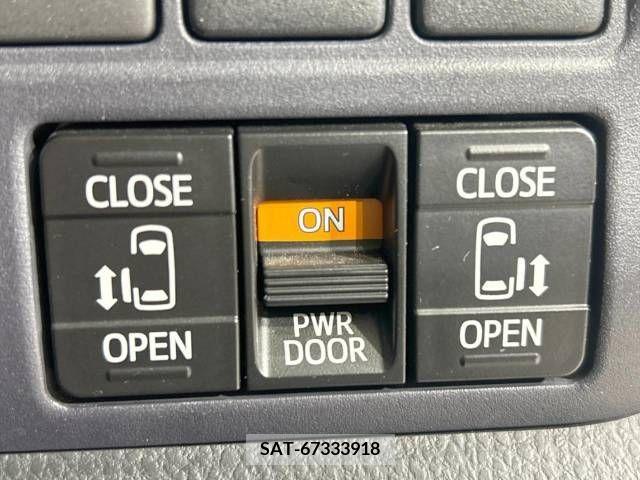 Toyota VOXY 2014-08 289893-4