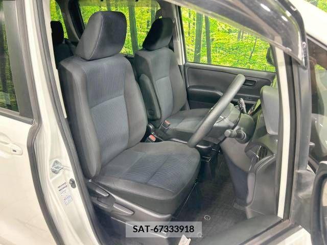 Toyota VOXY 2014-08 289893-8