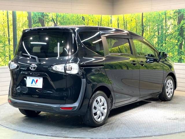 Toyota SIENTA 2017-01 195291-18