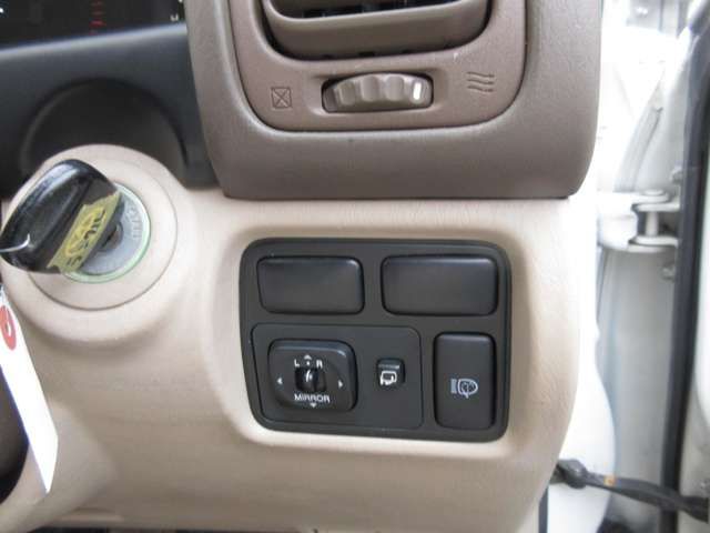 Toyota LAND CRUISER 2001-06 183276-19