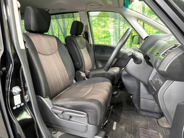 Nissan SERENA 2014-05 183984-8
