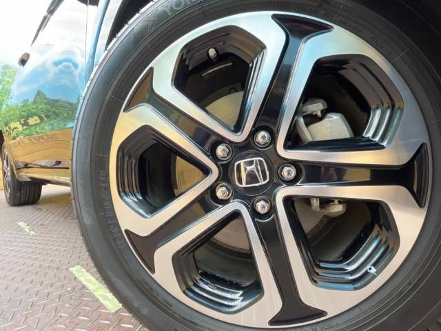 Honda VEZEL 2018-02 180390-12