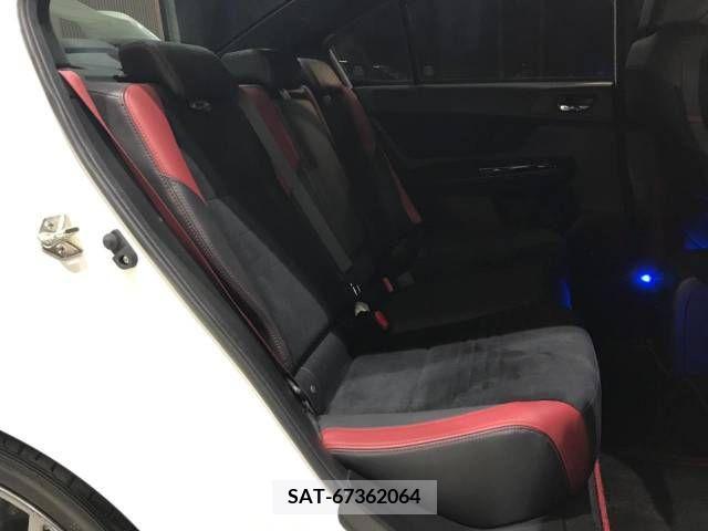 Subaru WRX STI 2017-09 209303-11