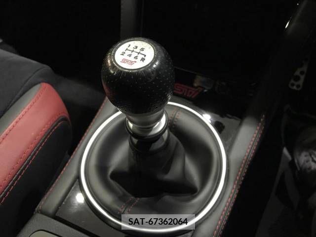 Subaru WRX STI 2017-09 209303-8