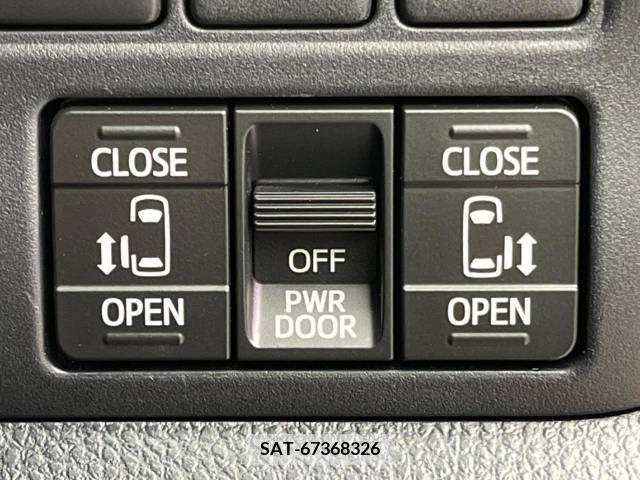 Toyota VOXY 2017-08 394977-5