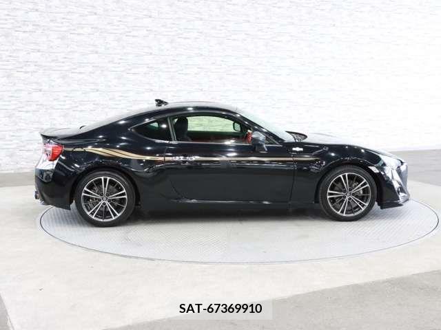 Toyota 86 2013-11 263855-11