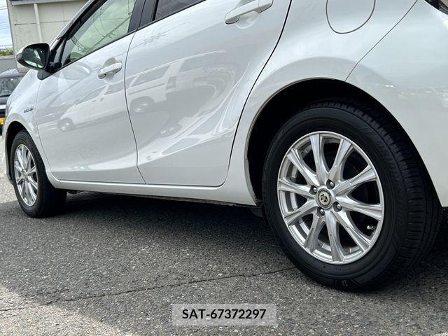 Toyota AQUA 2015-07 389286-10