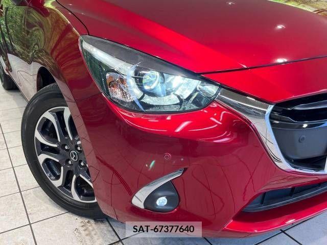 Mazda DEMIO 2019-06 301965-12