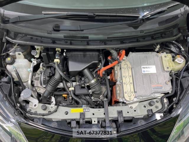 Nissan NOTE 2017-03 305348-18
