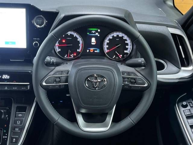 Toyota VOXY 2023-05 181675-12