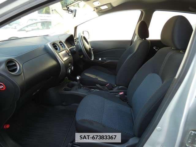 Nissan NOTE 2013-02 352112-8