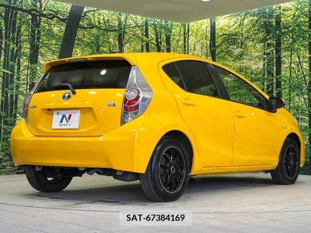 Toyota AQUA 2014-06 292250-17