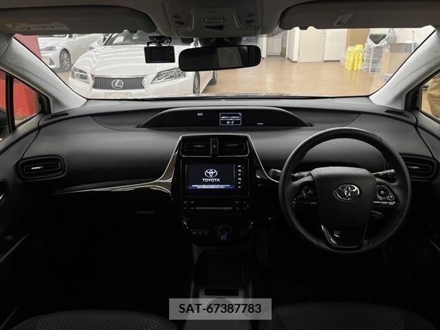 Toyota PRIUS 2019-03 284082-18