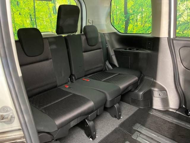 Nissan SERENA 2017-11 194933-9