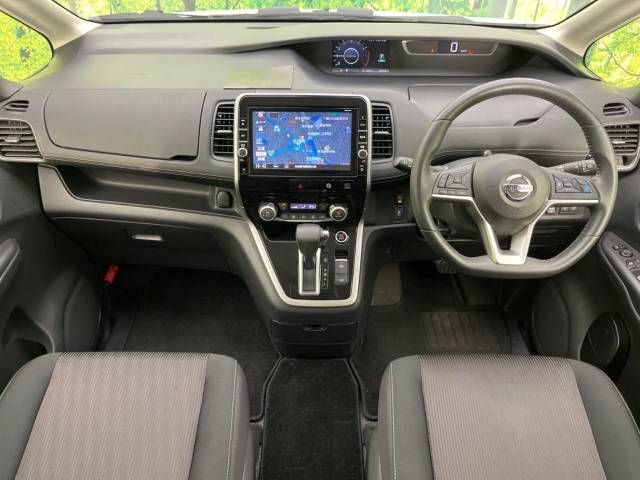 Nissan SERENA 2017-11 194933-1