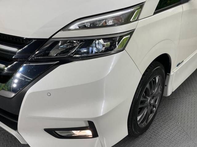 Nissan SERENA 2017-11 194933-11