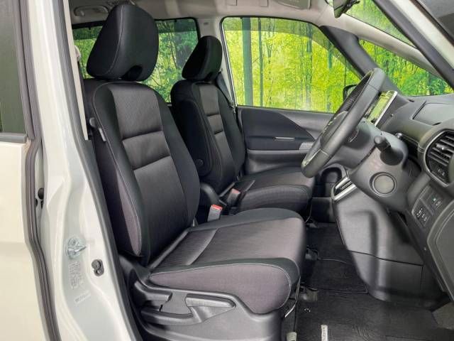 Nissan SERENA 2017-11 194933-7